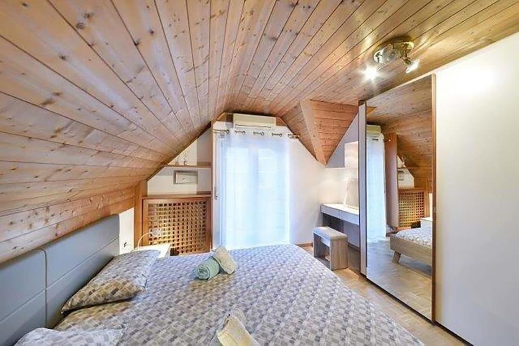 Апартаменты Penthouse In The Centre Мерано Экстерьер фото